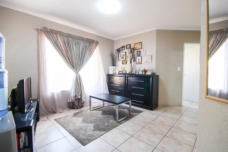 2 Bedroom Property for Sale in Amberfield Gauteng