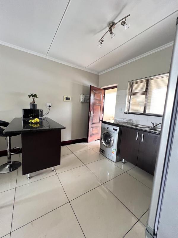 1 Bedroom Property for Sale in Noordwyk Gauteng