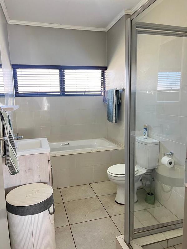 3 Bedroom Property for Sale in Amberfield Gauteng