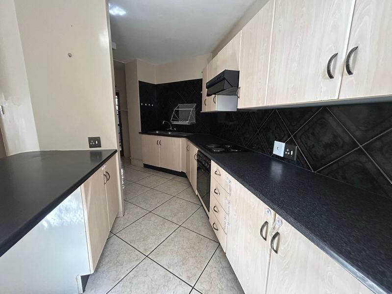 To Let 3 Bedroom Property for Rent in Waterkloof Glen Gauteng