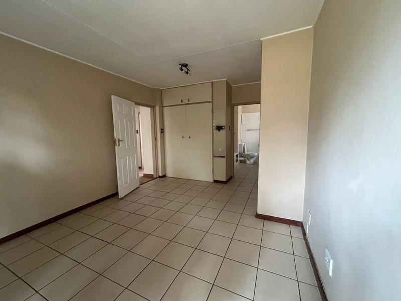 To Let 3 Bedroom Property for Rent in Waterkloof Glen Gauteng