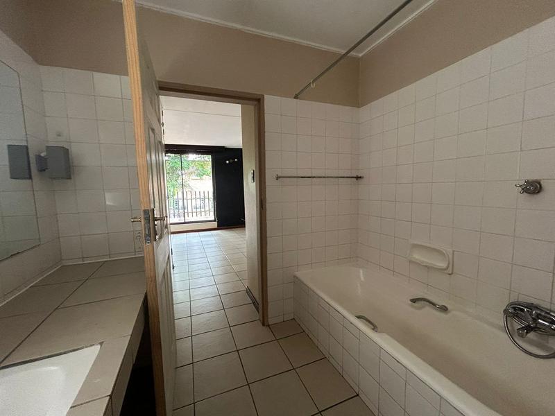 To Let 3 Bedroom Property for Rent in Waterkloof Glen Gauteng