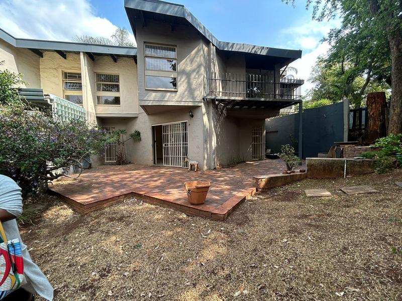 To Let 3 Bedroom Property for Rent in Waterkloof Glen Gauteng