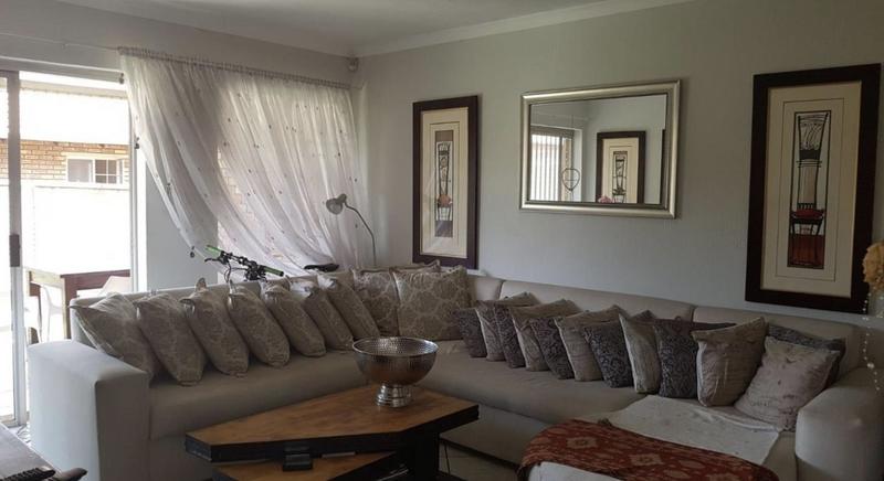 2 Bedroom Property for Sale in Willow Park Manor Gauteng