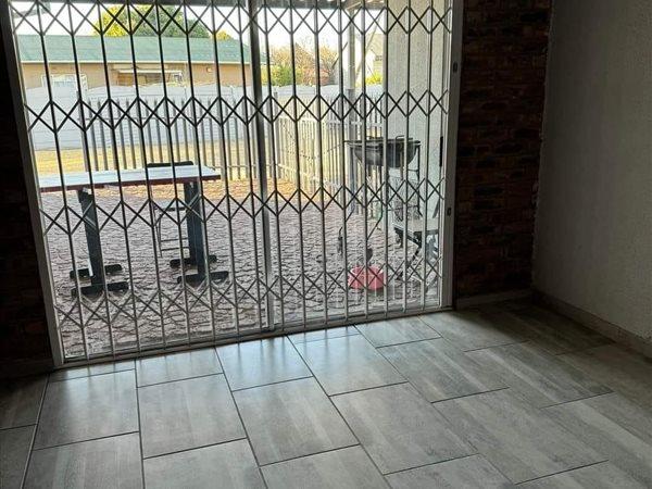 To Let 3 Bedroom Property for Rent in Vanderbijlpark Sw 2 Gauteng