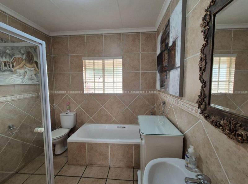 3 Bedroom Property for Sale in Vanderbijlpark SE Gauteng