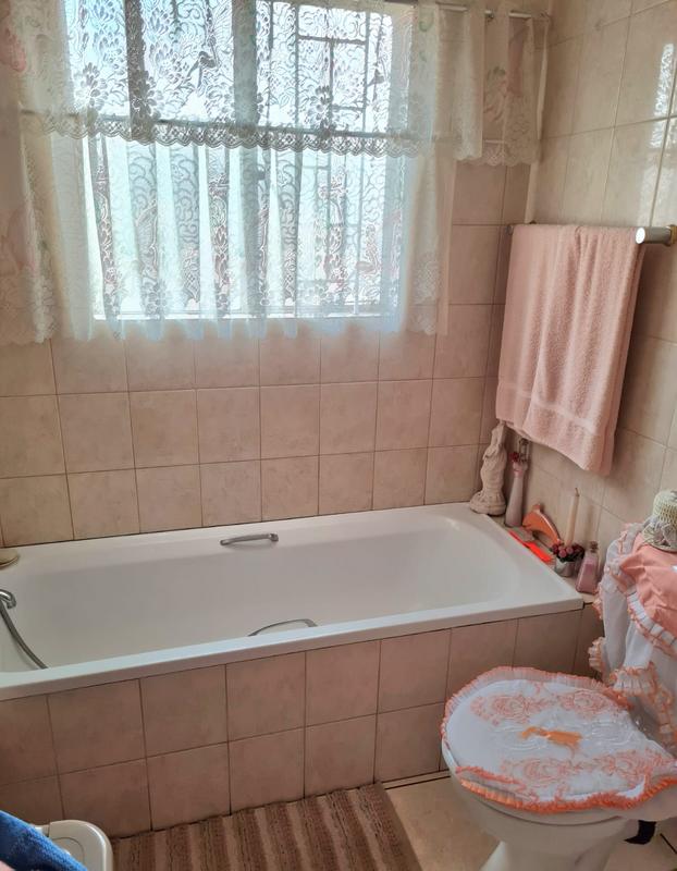 3 Bedroom Property for Sale in Duncanville Gauteng