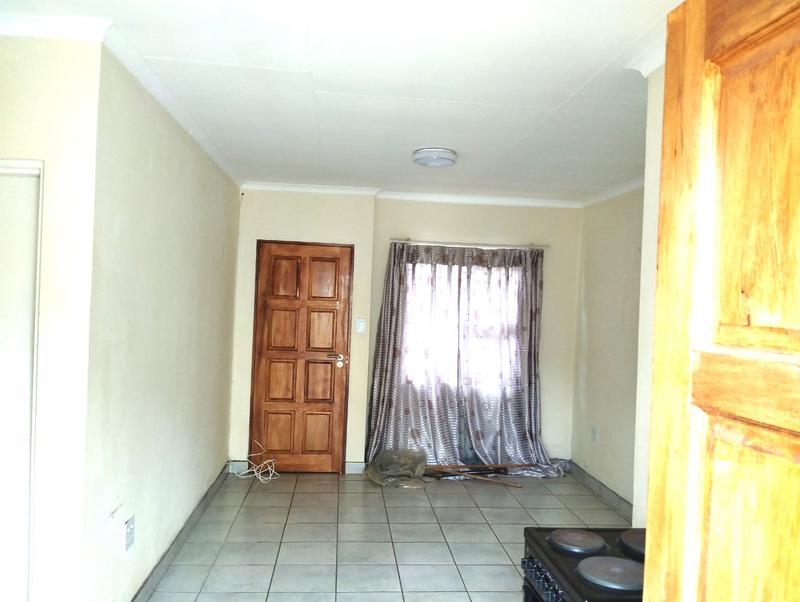 3 Bedroom Property for Sale in Dawn Park Gauteng