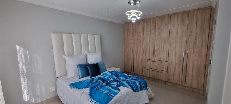 1 Bedroom Property for Sale in Ferndale Gauteng