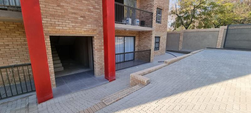 1 Bedroom Property for Sale in Ferndale Gauteng