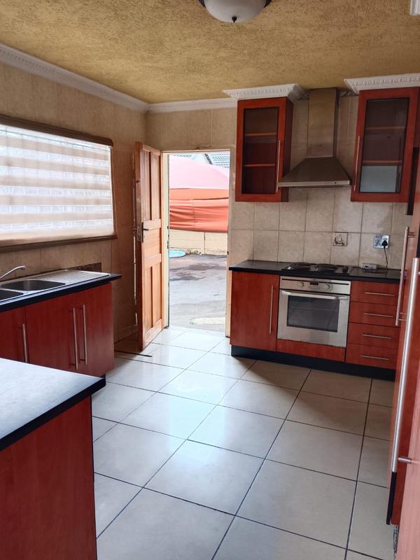 To Let 3 Bedroom Property for Rent in Witpoortjie Gauteng