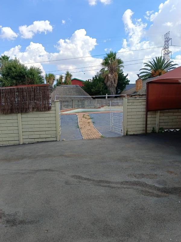 To Let 3 Bedroom Property for Rent in Witpoortjie Gauteng