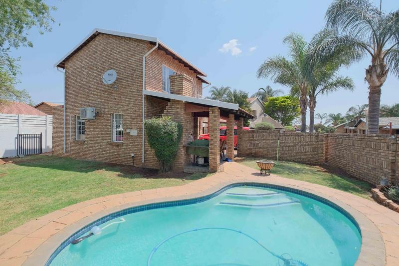 To Let 3 Bedroom Property for Rent in Wierdaglen Estate Gauteng