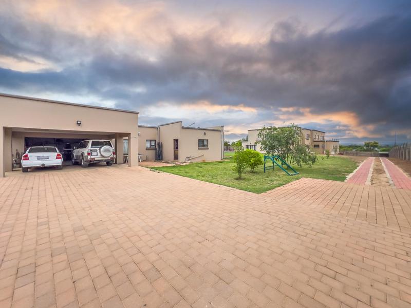 7 Bedroom Property for Sale in Tyger Valley Gauteng