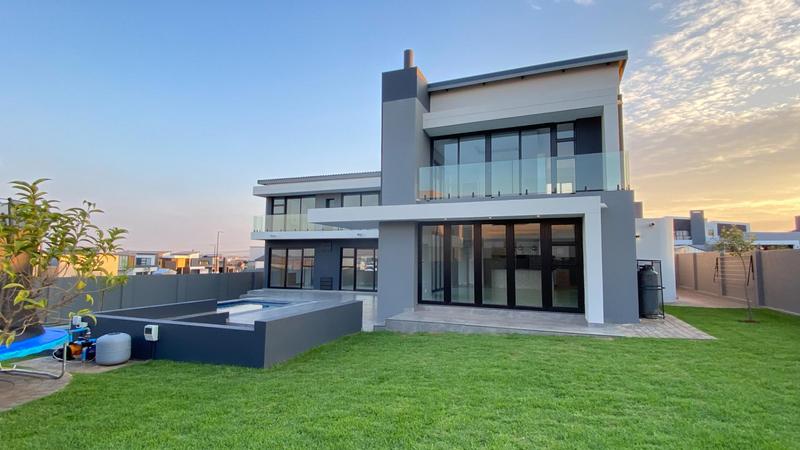 4 Bedroom Property for Sale in Midstream Heights Gauteng