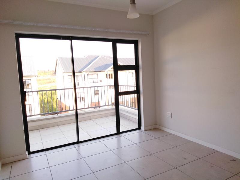 1 Bedroom Property for Sale in Olivedale Gauteng