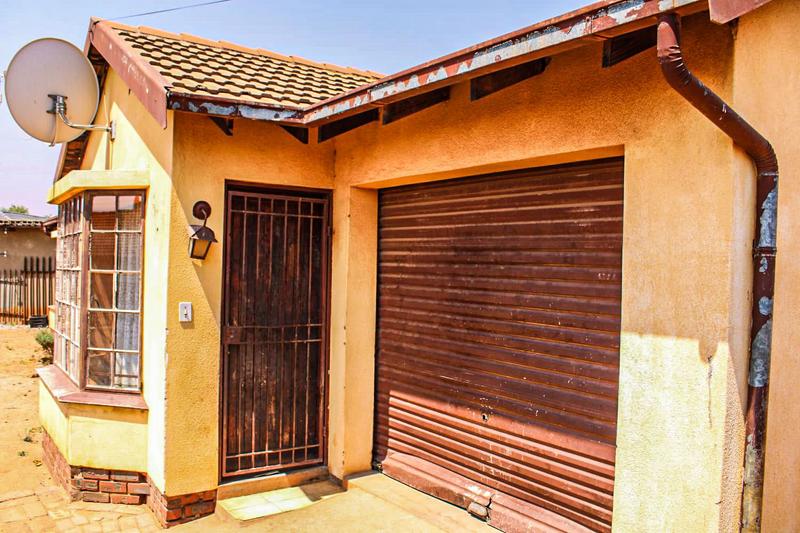 4 Bedroom Property for Sale in Tembisa Gauteng