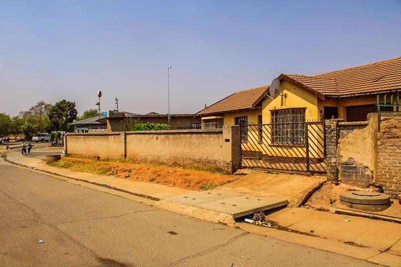 4 Bedroom Property for Sale in Tembisa Gauteng