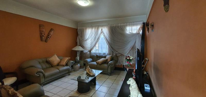 2 Bedroom Property for Sale in Benoni Central Gauteng