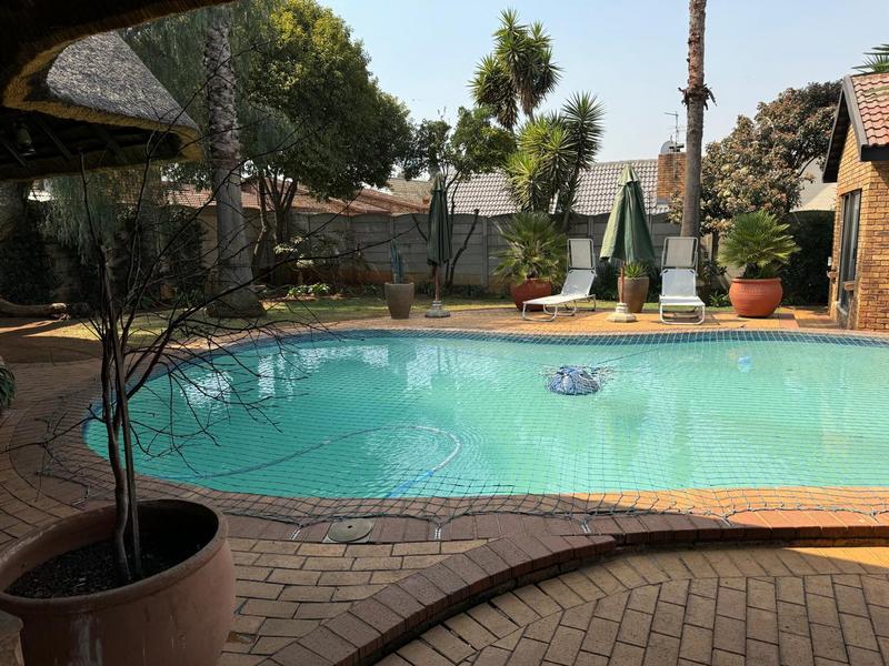 5 Bedroom Property for Sale in Sunward Park Gauteng