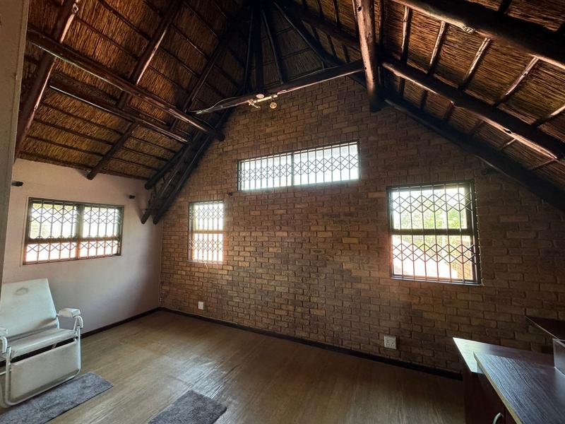 5 Bedroom Property for Sale in Sunward Park Gauteng