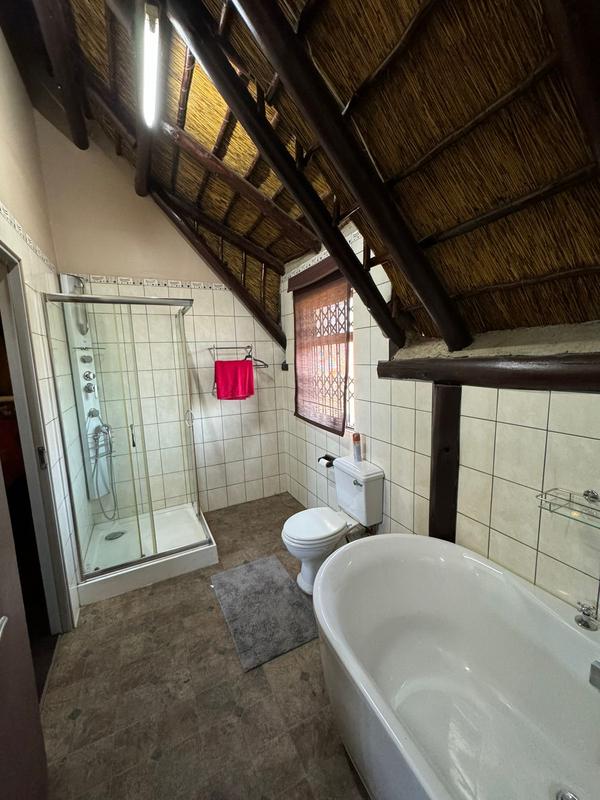 5 Bedroom Property for Sale in Sunward Park Gauteng