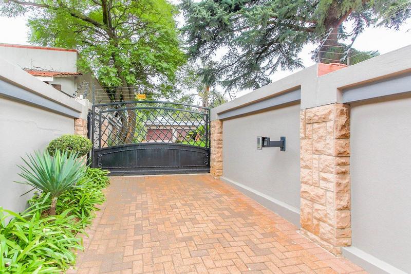 4 Bedroom Property for Sale in Westdene Ext 1 Gauteng