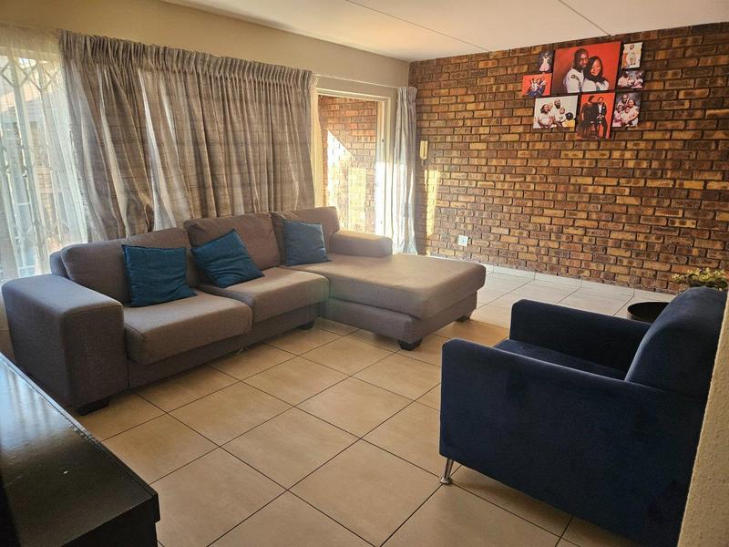 3 Bedroom Property for Sale in Bardene Gauteng