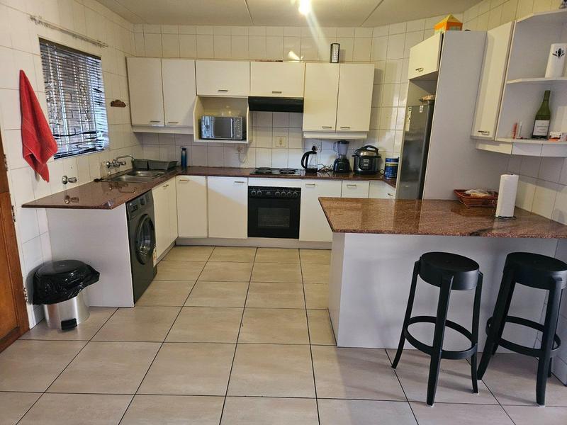 3 Bedroom Property for Sale in Bardene Gauteng