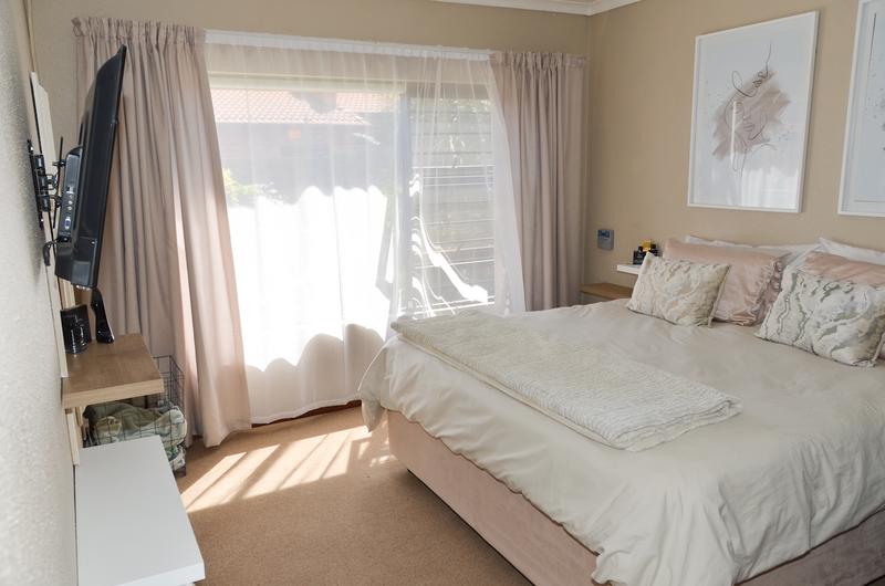 3 Bedroom Property for Sale in Honeydew Gauteng