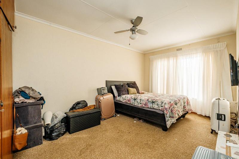 2 Bedroom Property for Sale in Lindhaven Gauteng