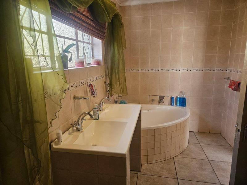 3 Bedroom Property for Sale in Krugersdorp West Gauteng