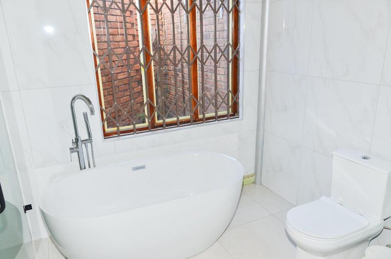 3 Bedroom Property for Sale in Noordheuwel Gauteng