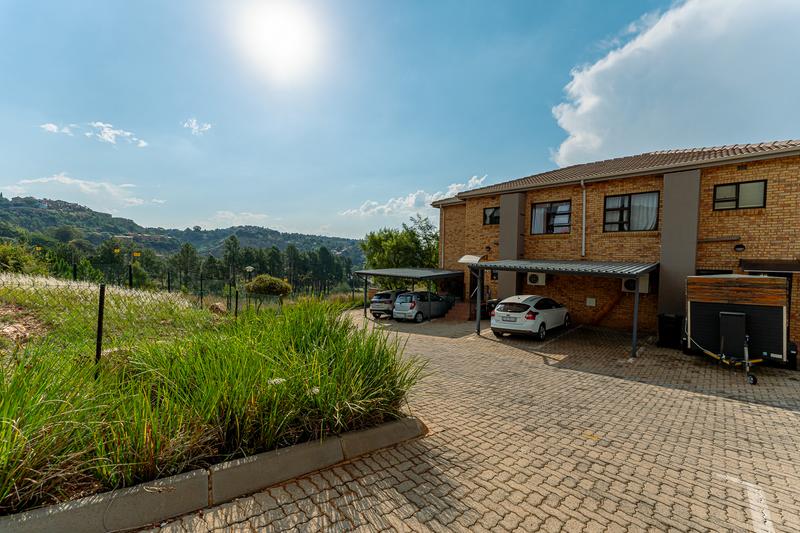 3 Bedroom Property for Sale in Helderkruin Gauteng