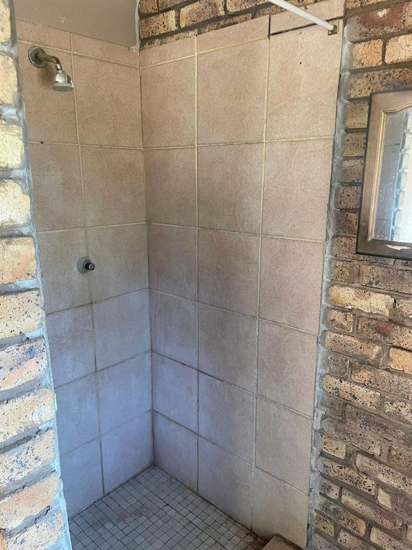 To Let 1 Bedroom Property for Rent in Booysens Gauteng