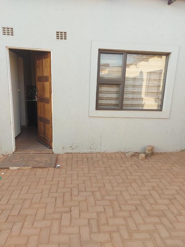 To Let 0 Bedroom Property for Rent in Bram Fischerville Gauteng