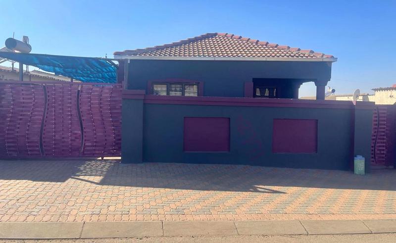 To Let 2 Bedroom Property for Rent in Devland Gauteng