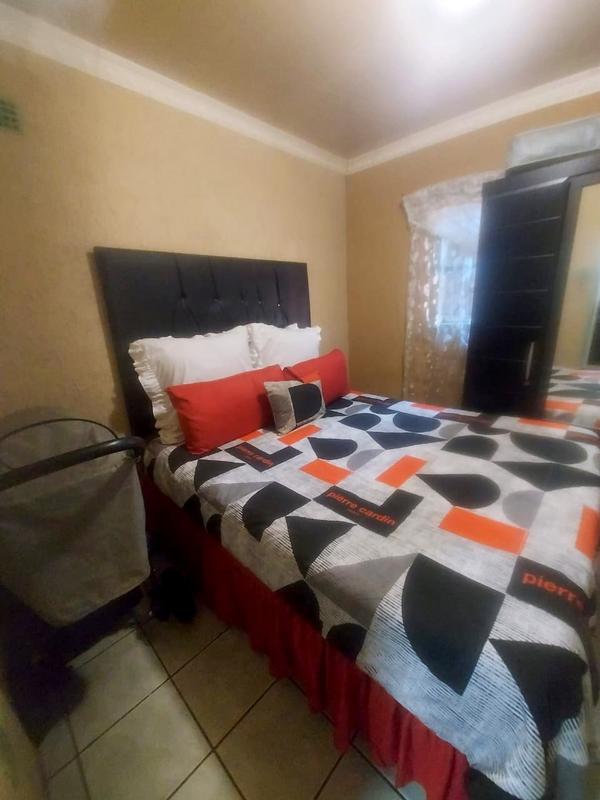 To Let 2 Bedroom Property for Rent in Emdeni Gauteng