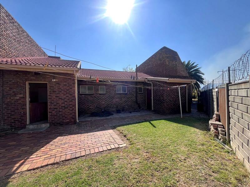 To Let 4 Bedroom Property for Rent in Freeway Park Gauteng