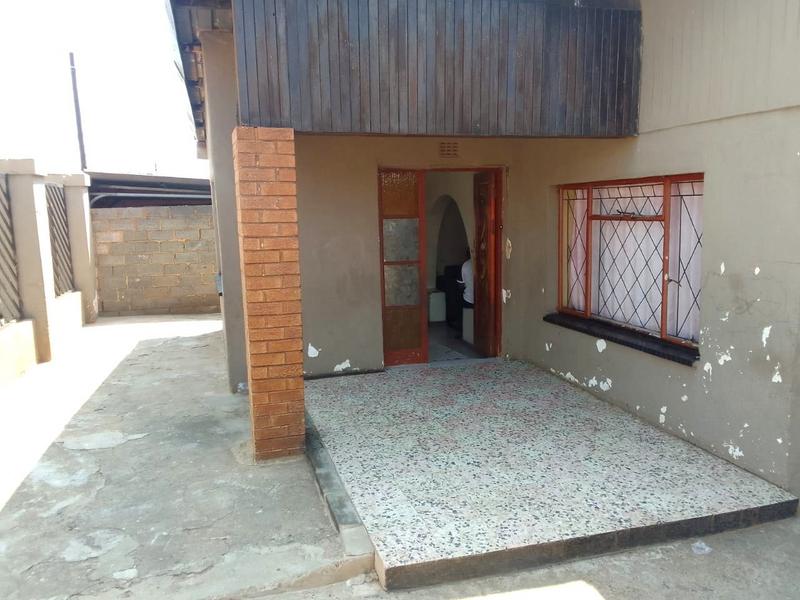 3 Bedroom Property for Sale in Meadowlands East Gauteng