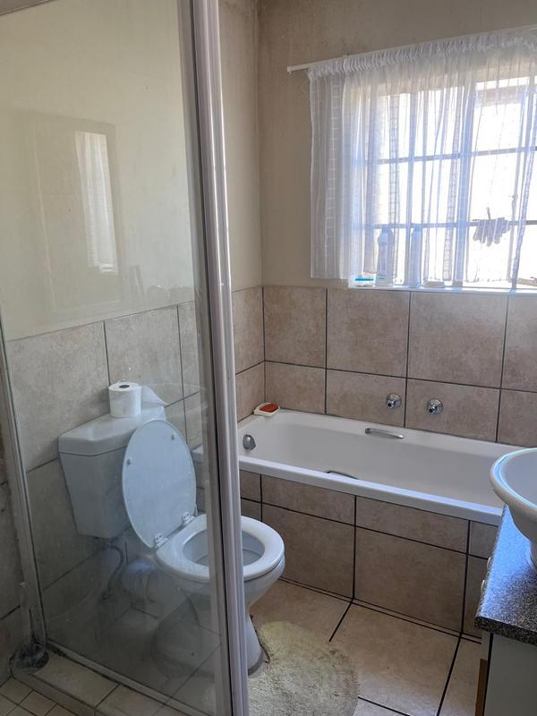 To Let 2 Bedroom Property for Rent in Northgate Gauteng