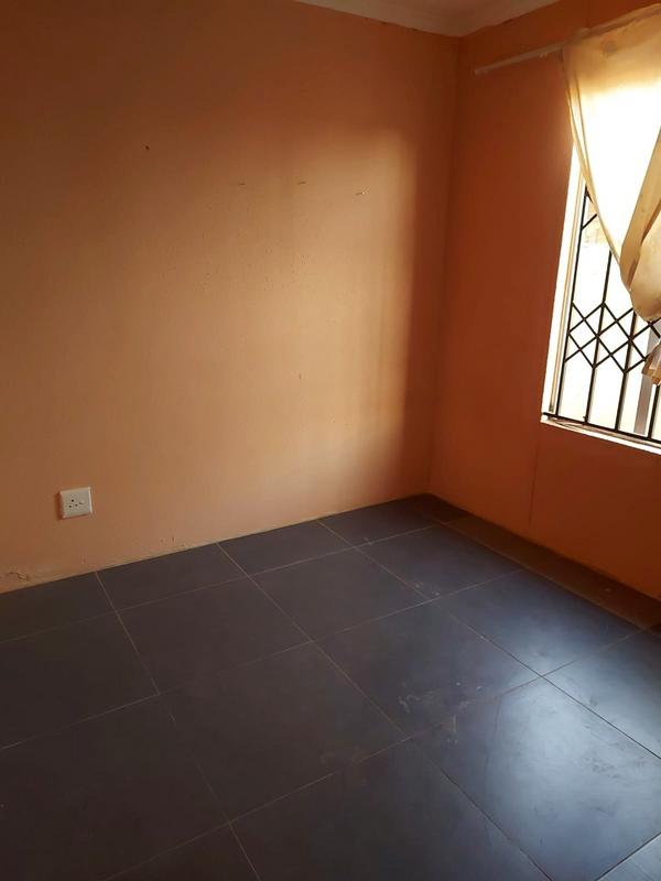 To Let 2 Bedroom Property for Rent in Protea Glen Gauteng