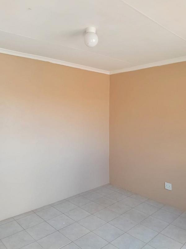 To Let 0 Bedroom Property for Rent in Tshepisong Gauteng