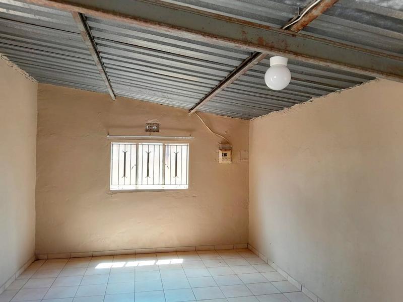 To Let 0 Bedroom Property for Rent in Tshepisong Gauteng