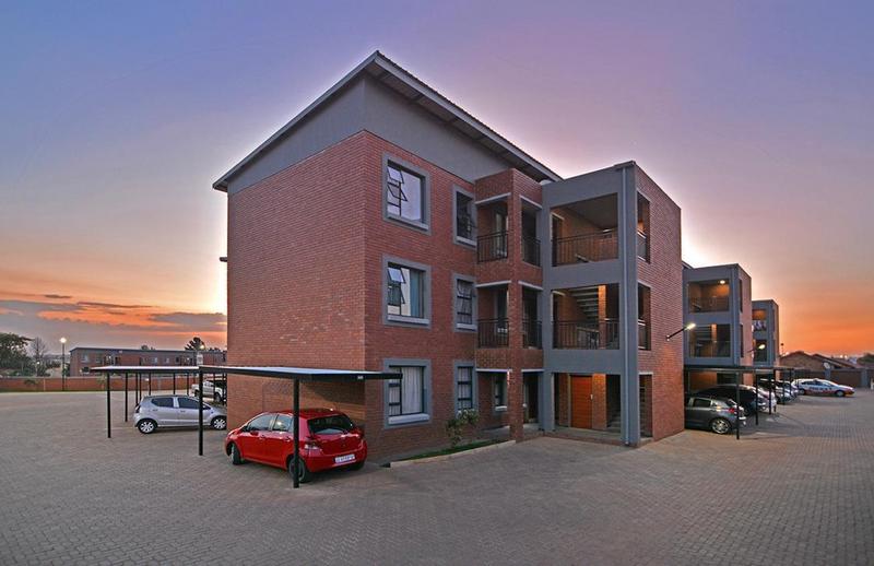 To Let 3 Bedroom Property for Rent in Witpoortjie Gauteng