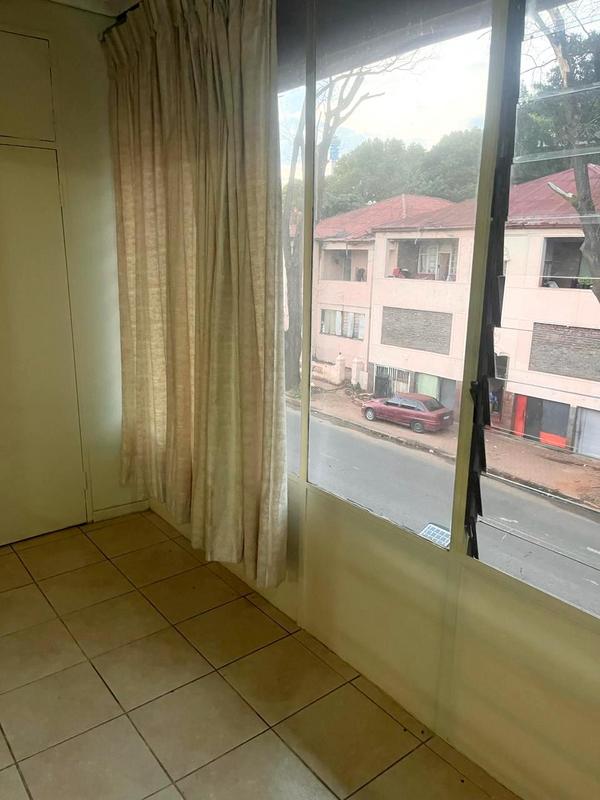 1 Bedroom Property for Sale in Bertrams Gauteng