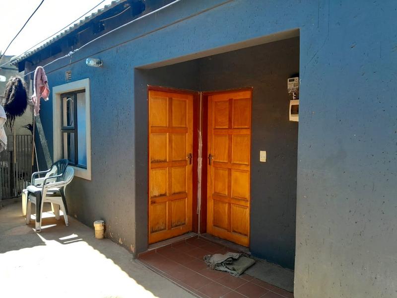 3 Bedroom Property for Sale in Bram Fischerville Gauteng