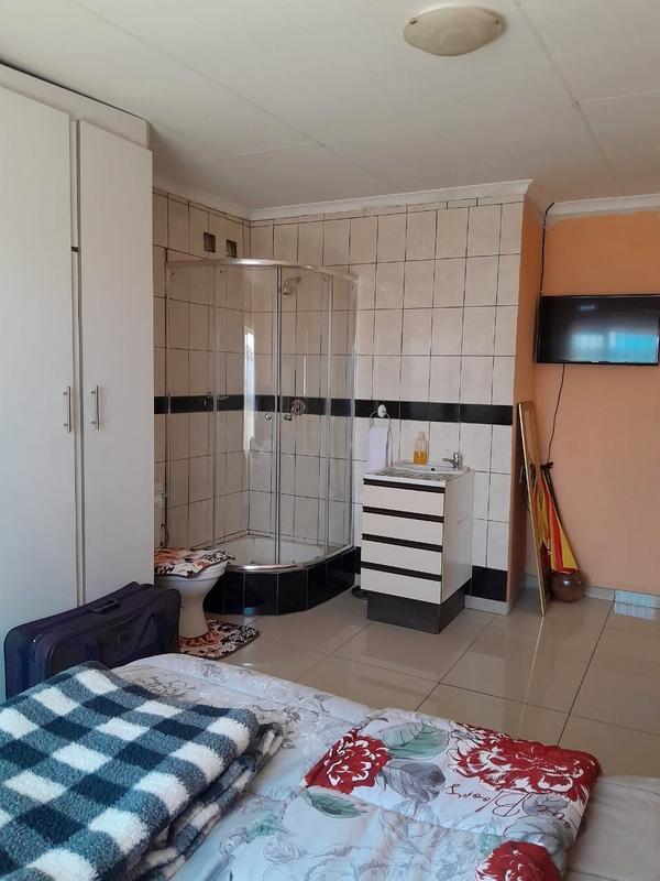 3 Bedroom Property for Sale in Bram Fischerville Gauteng