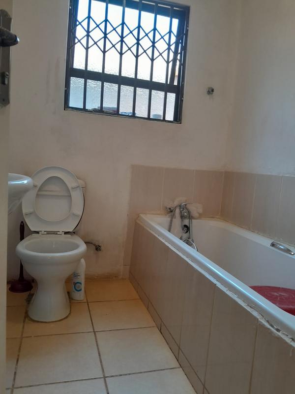 3 Bedroom Property for Sale in Bram Fischerville Gauteng