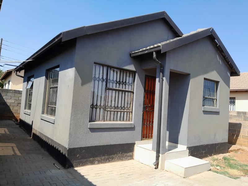 2 Bedroom Property for Sale in Bram Fischerville Gauteng